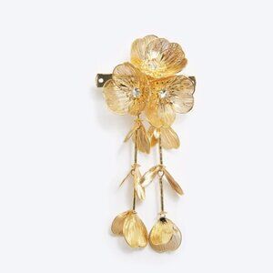 Self-Portrait Hair Clip-Trend Alert